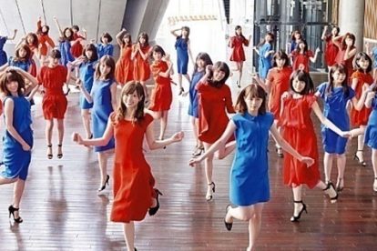 Nogizaka46 Sorezore no Isu Promo