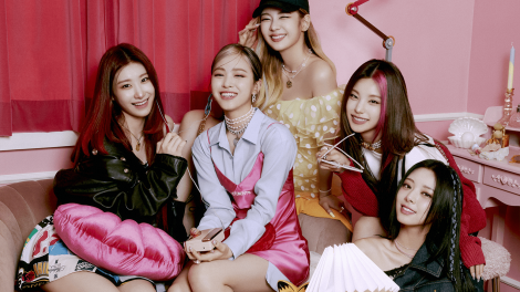 ITZY Crazy In Love Promo