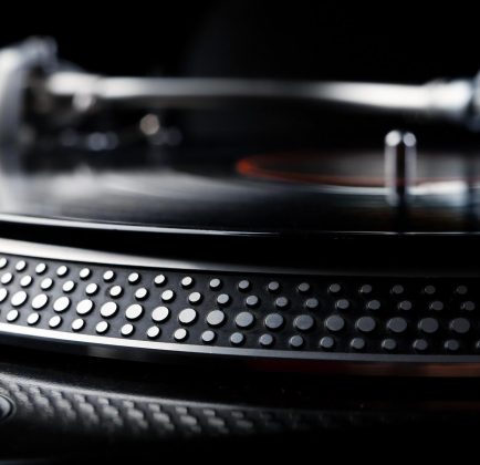Turntable 02
